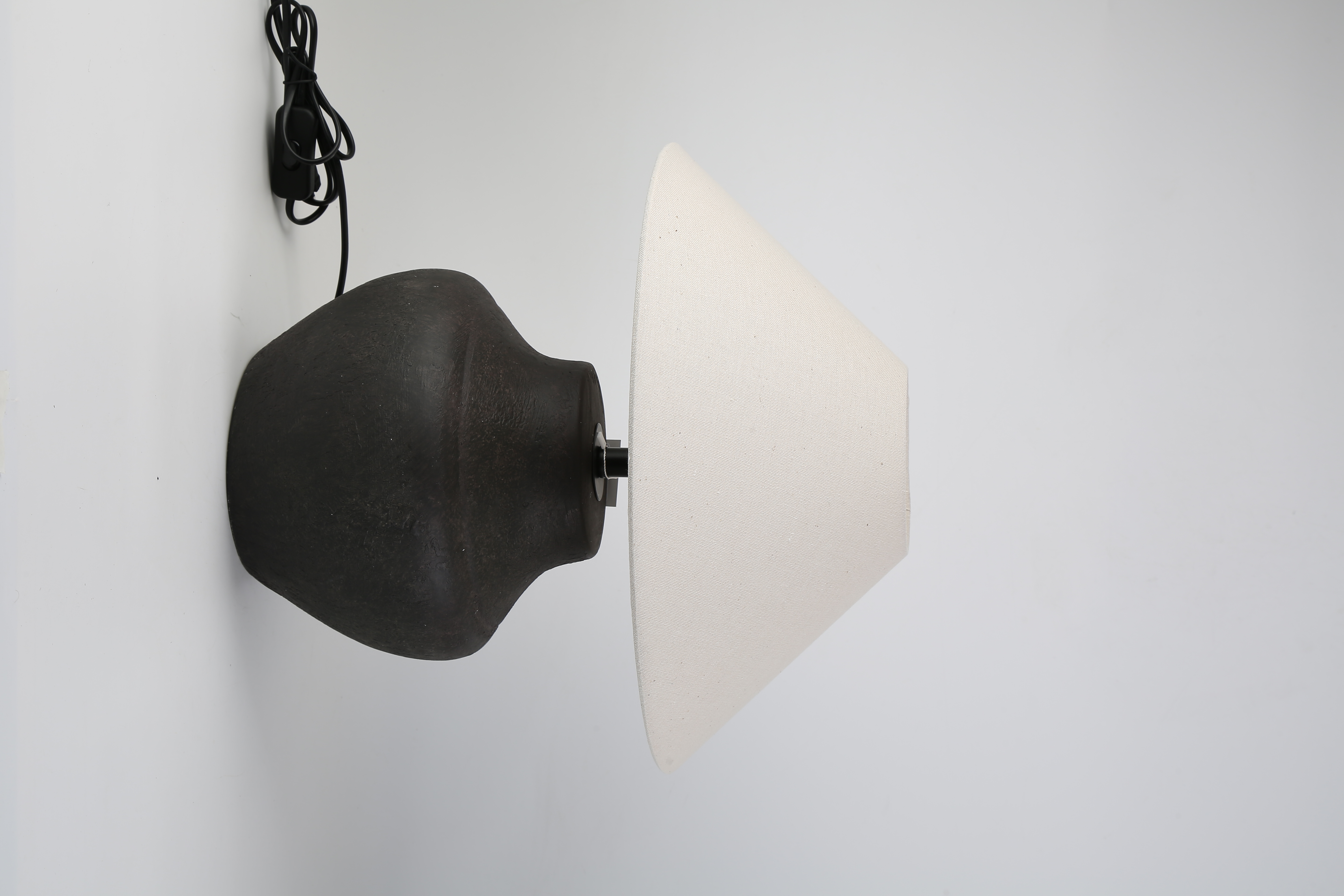  Koyu Kahve Seramik Masa Lambası AY.VTL-0177